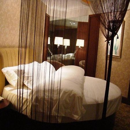 Linjiang Hotel شانغهاي الغرفة الصورة