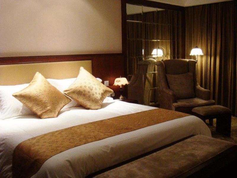 Linjiang Hotel شانغهاي الغرفة الصورة